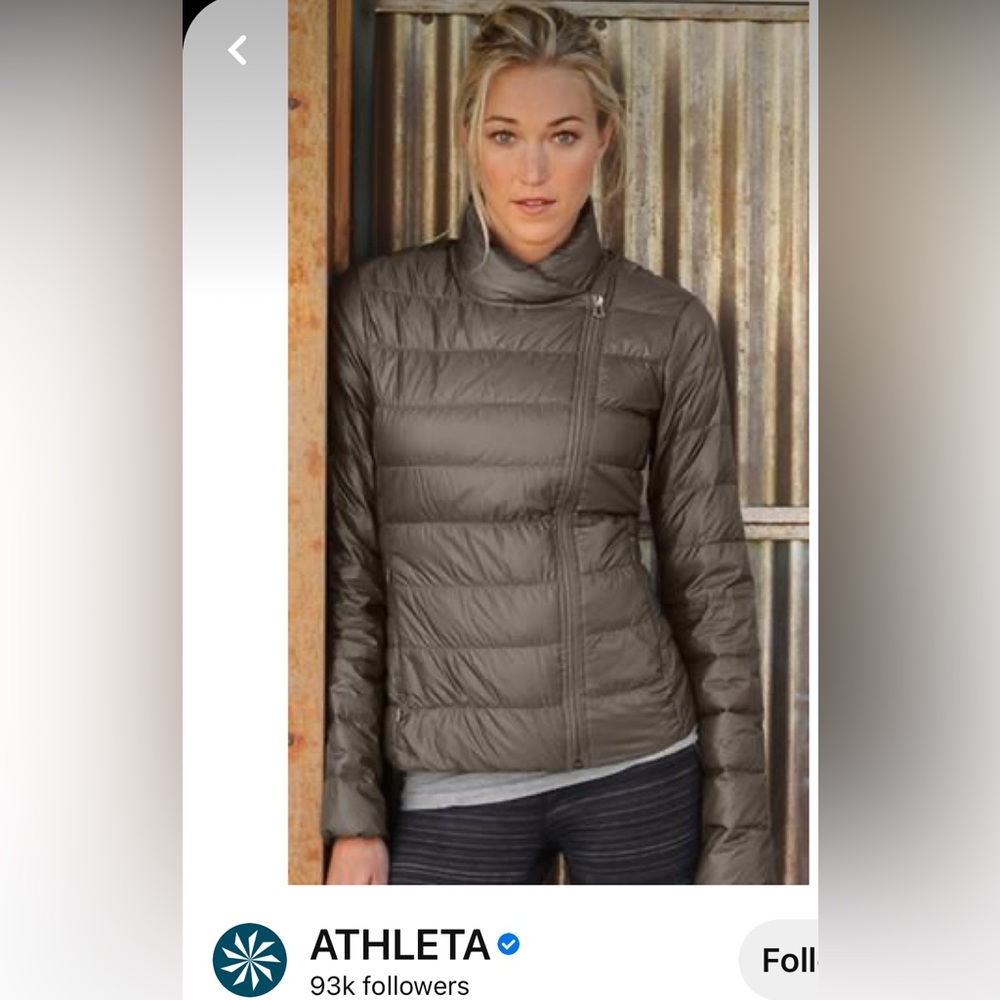 Athleta Downalicious Puffy jacket